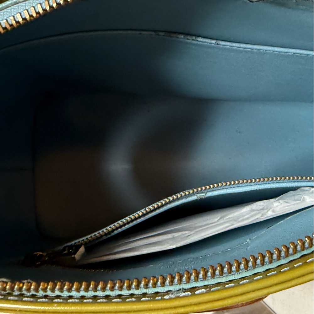 Louis Vuitton Vernis tote-see callouts - Picture 6 of 14
